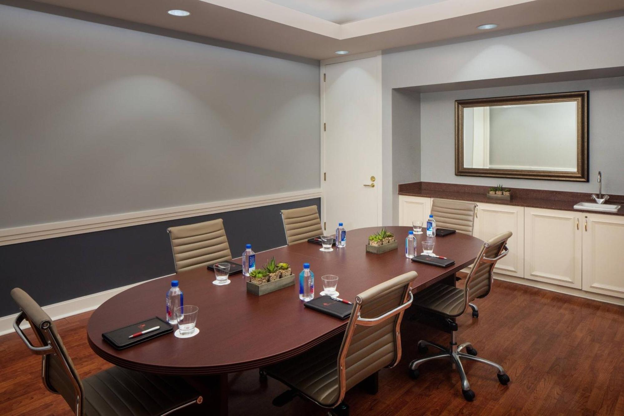 Macon Marriott City Center Экстерьер фото